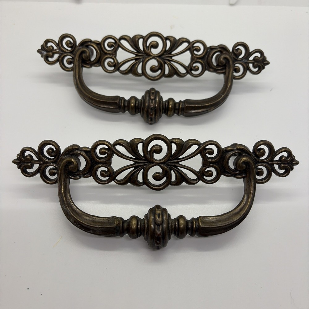 Vtg Pair Of Brass Drawer Pulls  7” (11)