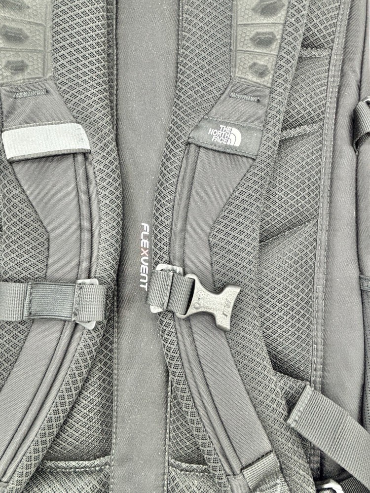 The North Face BCG Fall Line Backpack FlexVent Gray 2024 Integration Team