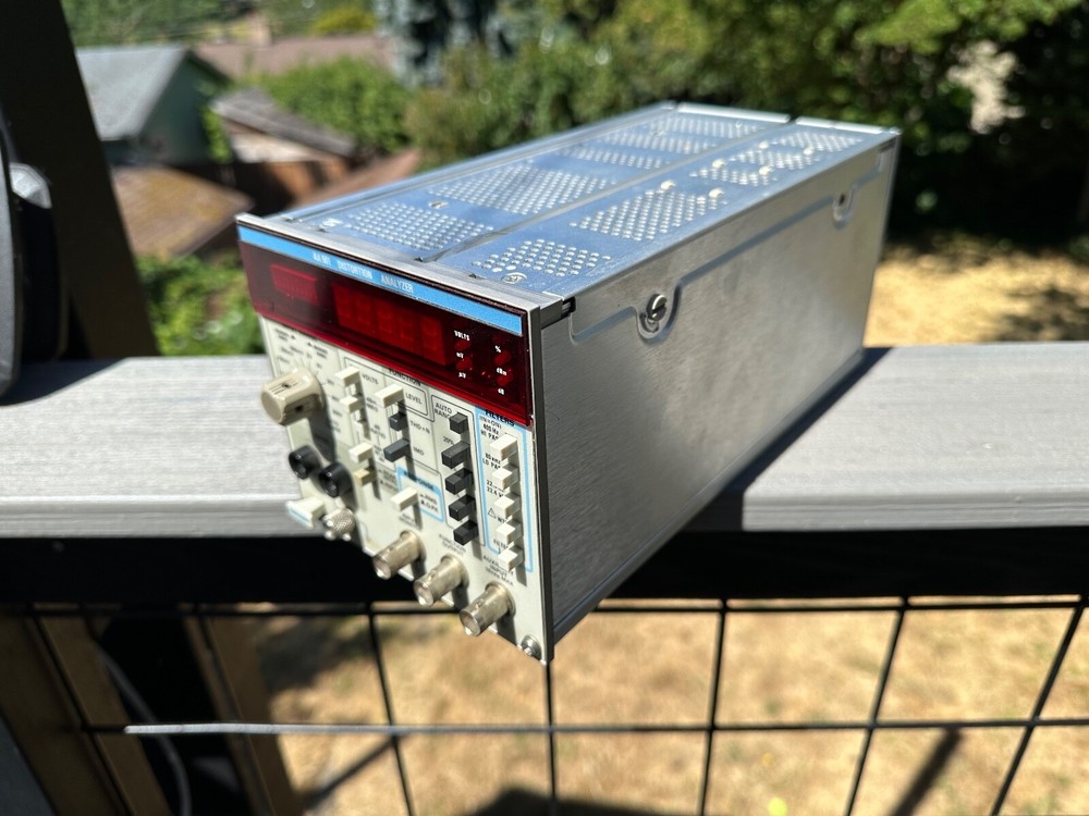 AA 501 Audio/Distortion Analyzer - Option 2 includes Option 1