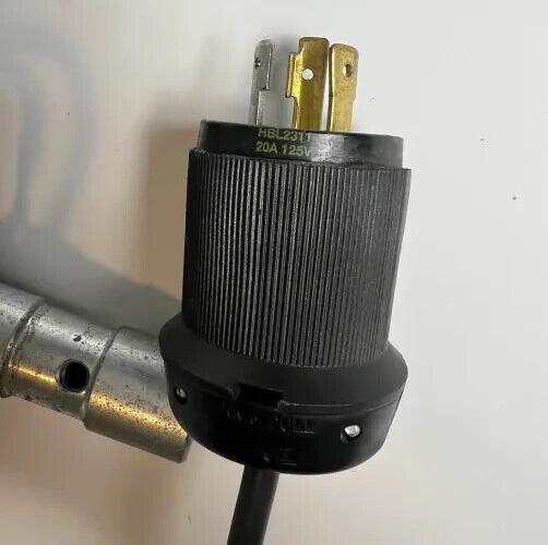 Arri 300 Plus Studio Light With Barn Doors & Bulb