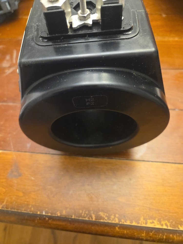 Ritz Current Transformer DCCW 400 ( MISSING TOP CAP)