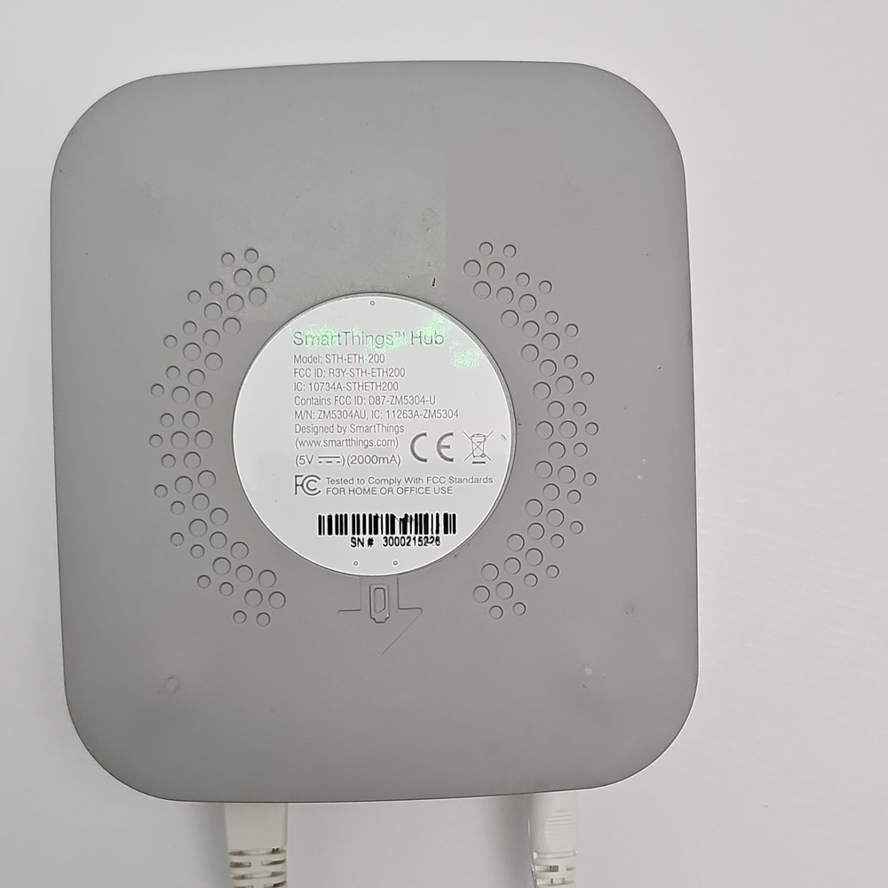 SmartThings SHT-ETH-200 Wired Hub with Power Adapter