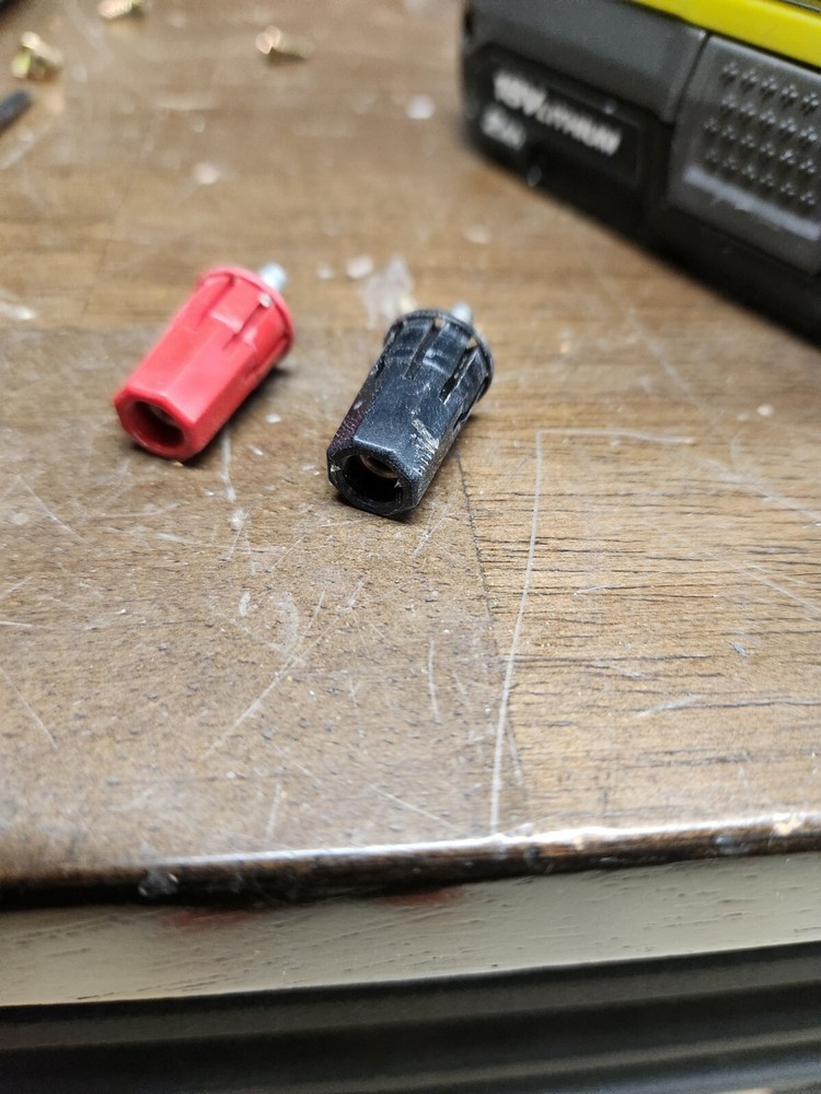 Single Yamaha Receiver RX-V440 Speaker / Receiver Binding Post BLACK