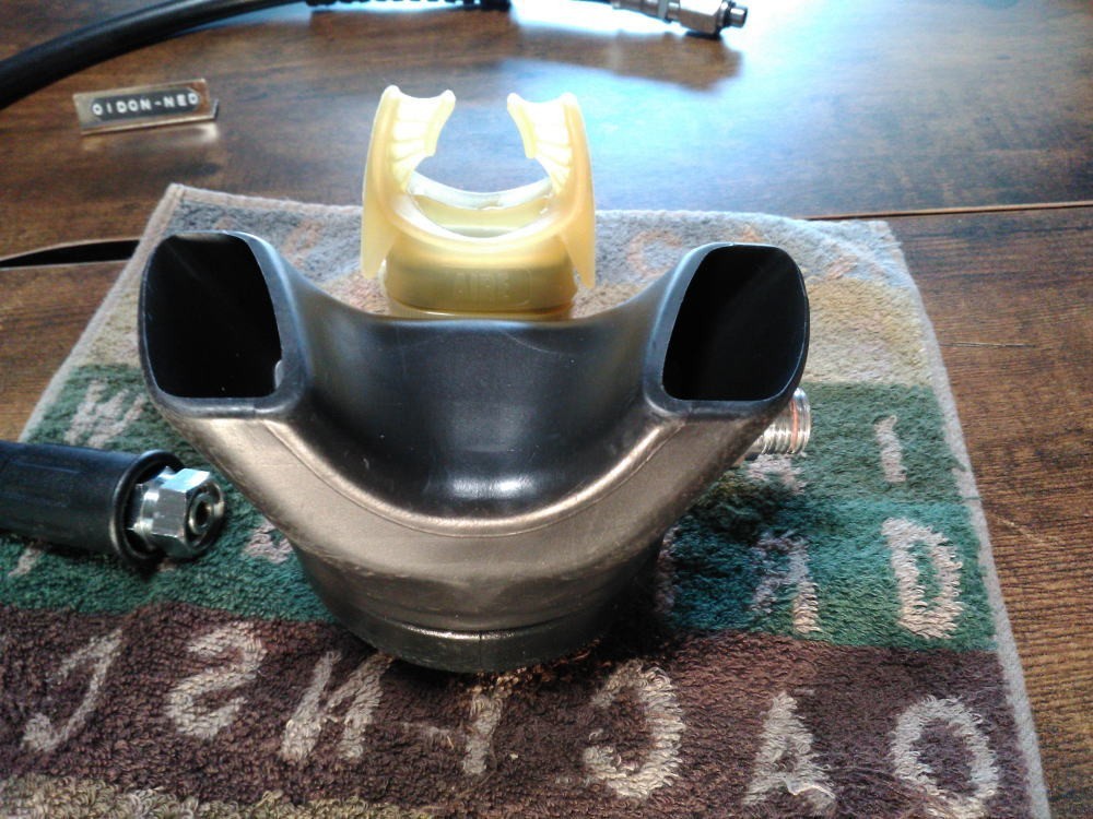 U.S. DIVERS Second-stage, Good working condition.