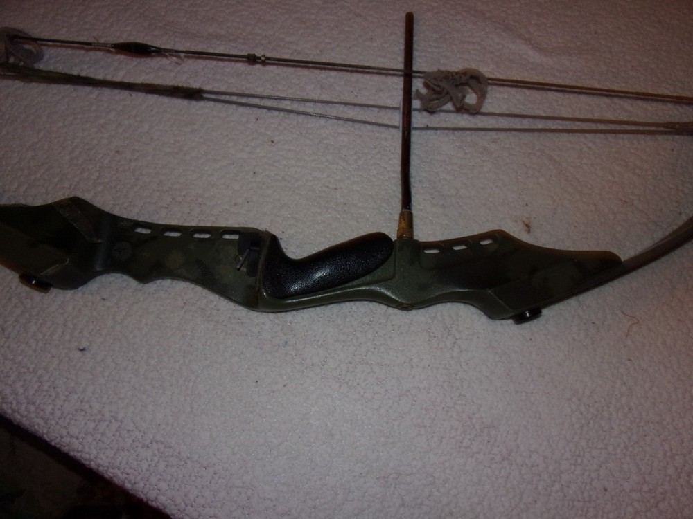 PSE Game Sport Compound Bow