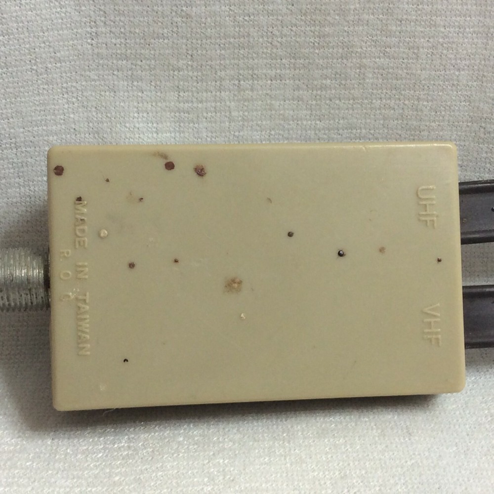 Vintage Antenna VHF Switch UHF Adapter Connection