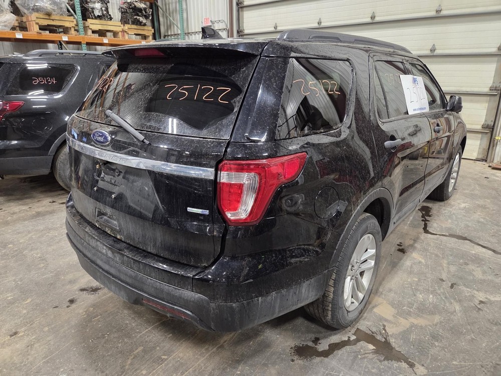 Used Infotainment Display fits: 2016 Ford Explorer Front display 4.2`` screen ID