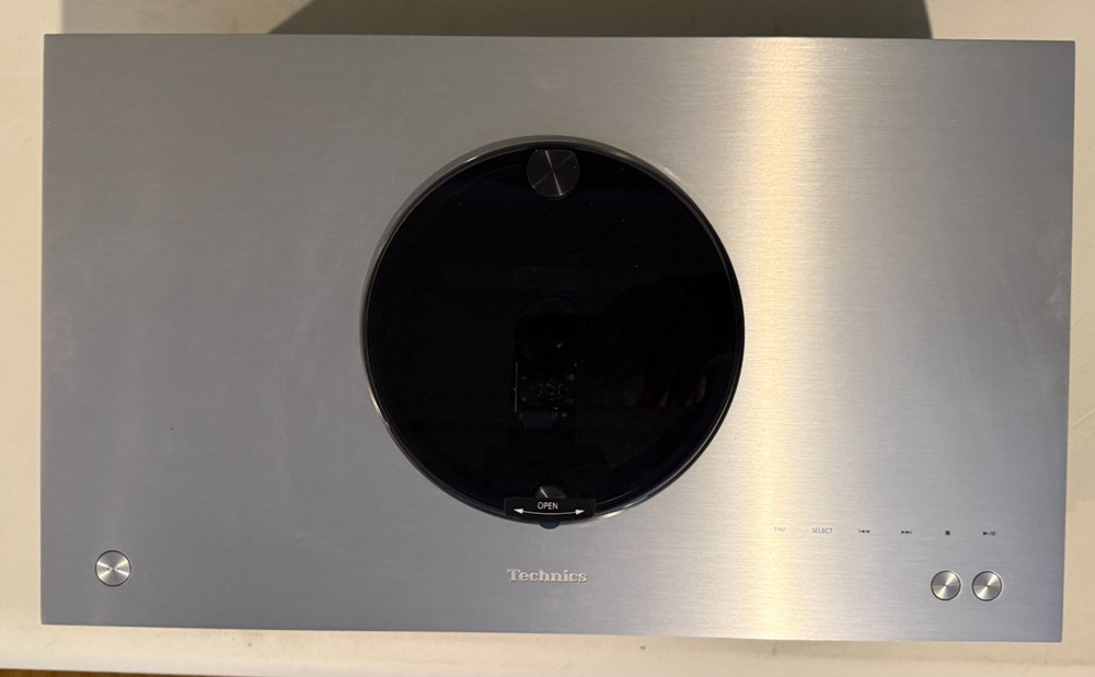 Technics All-In-One Hi-Fi System - SC-C70PP-S