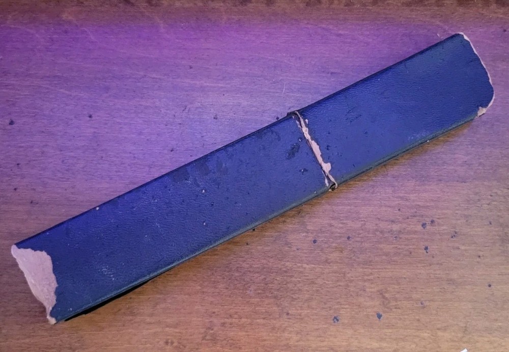 Vintage Razor And Razor Boxes