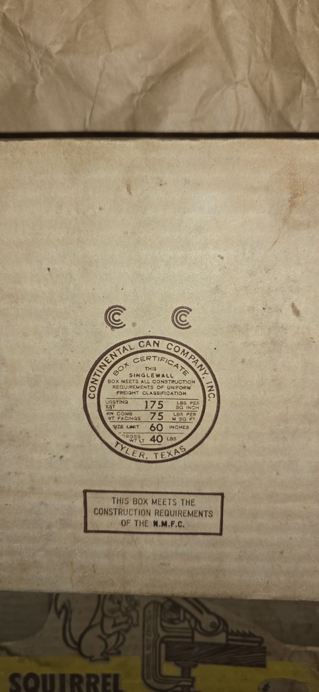 Vintage Berco Cast Iron Squirrel Nutcracker In Box Model 500