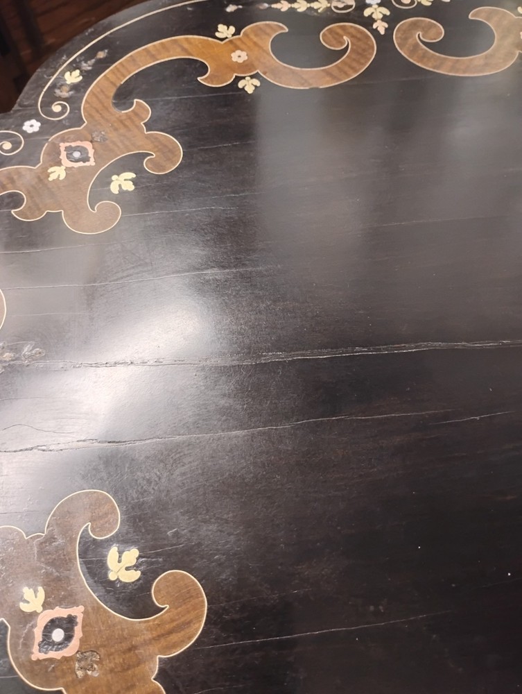 Antique English, Teapoy