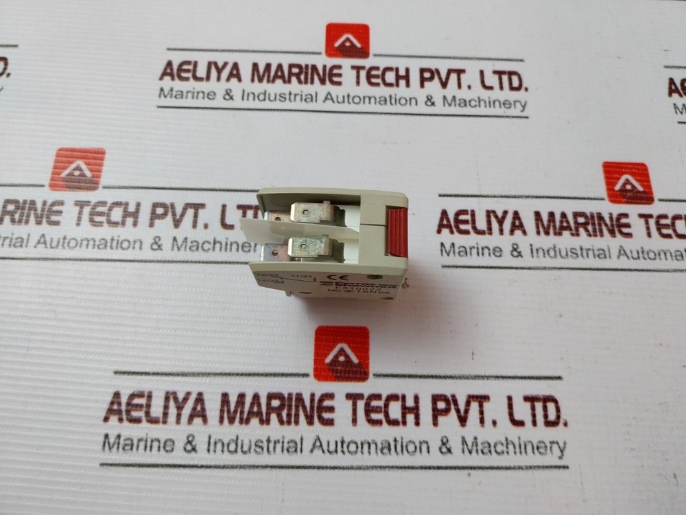 Ferraz Shawmut MC 3E 1-9 N BS Micro Switch F310022