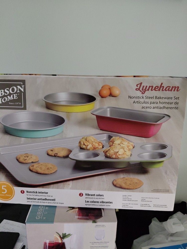 Gipson Home Nonstick Steel Bakeware Set