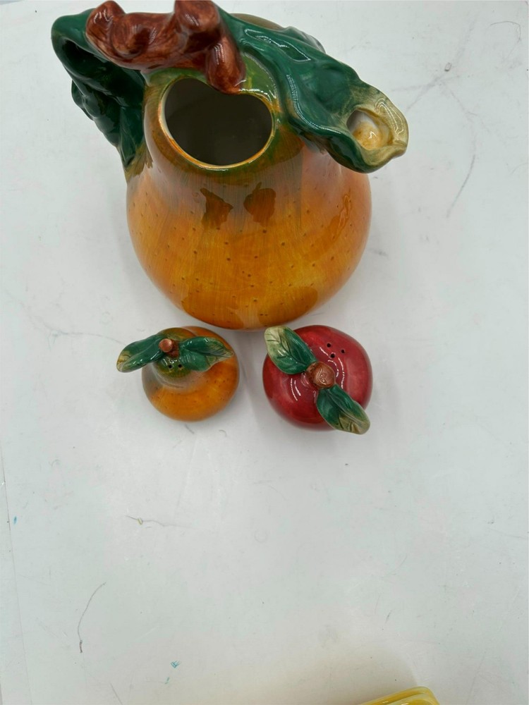 SAKURA---SONOMA---PITCHER---SALT & PEPPER---**READ**