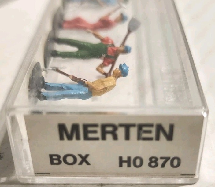 Marten HO Scale Figures Set #870