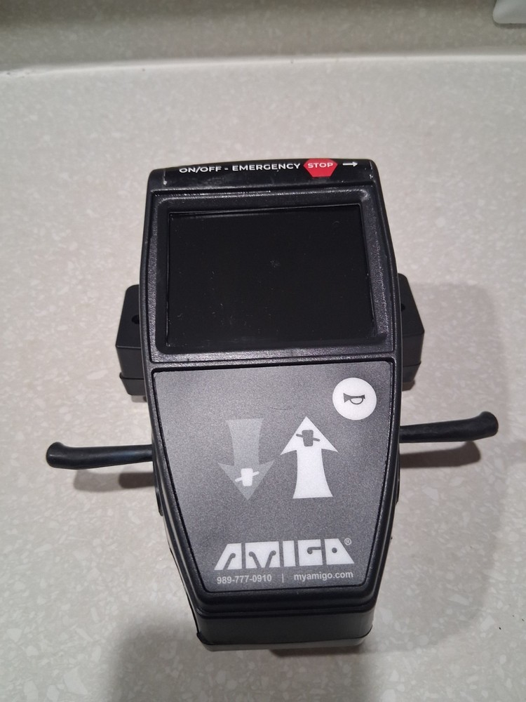 Amigo throttle with display