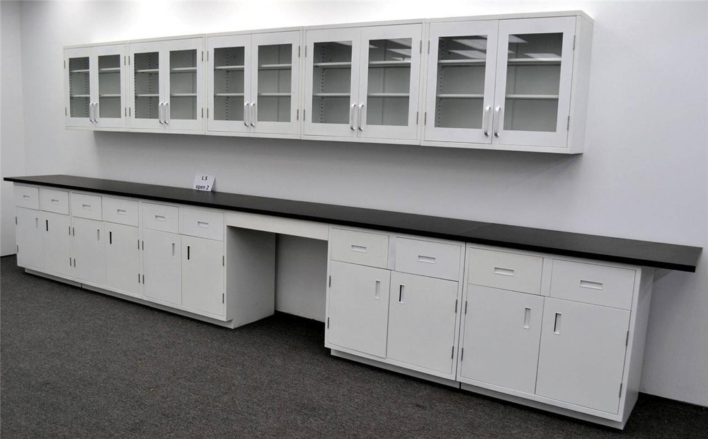 Chemical Resistant Laboratory Cabinet Group : 17' Base & 15' Upper / E1-187