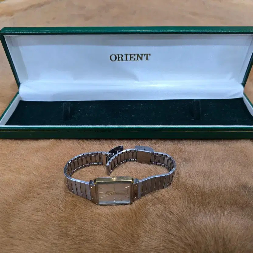63 Building Commemorative/Orient Watch for Collection