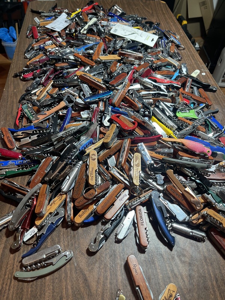 TSA Confiscated Pocket Knives/ Multitools Lot