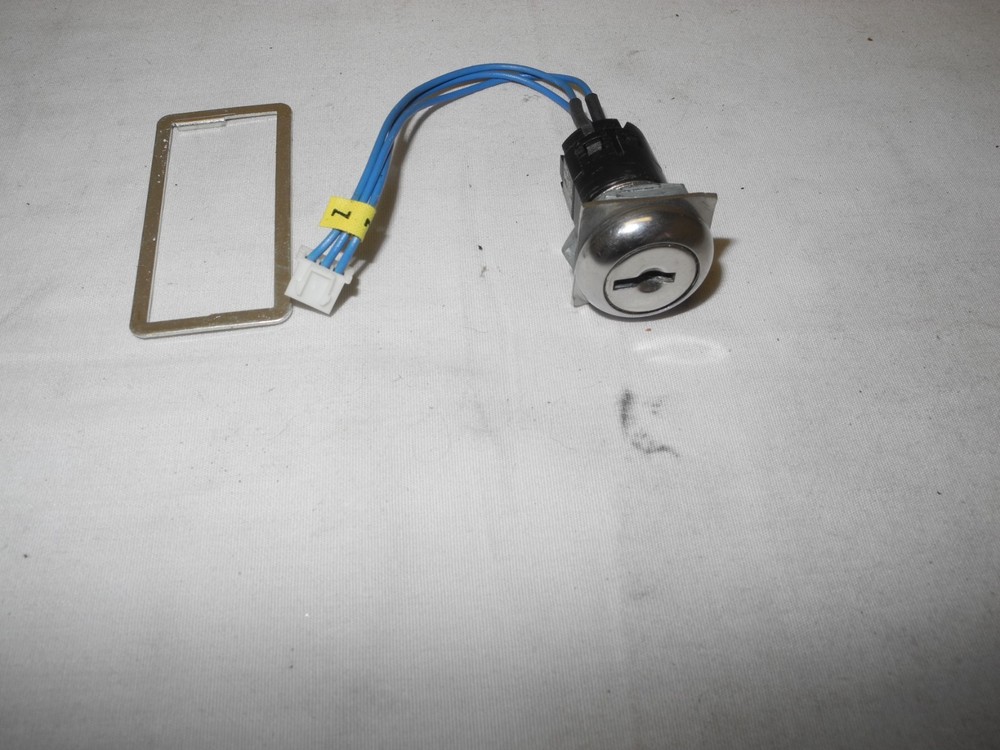 THERMO SCIENTIFIC 20150221 RC4 OCP PANEL, LOCK & KEY, LCD PCB & P0WER SWITCH