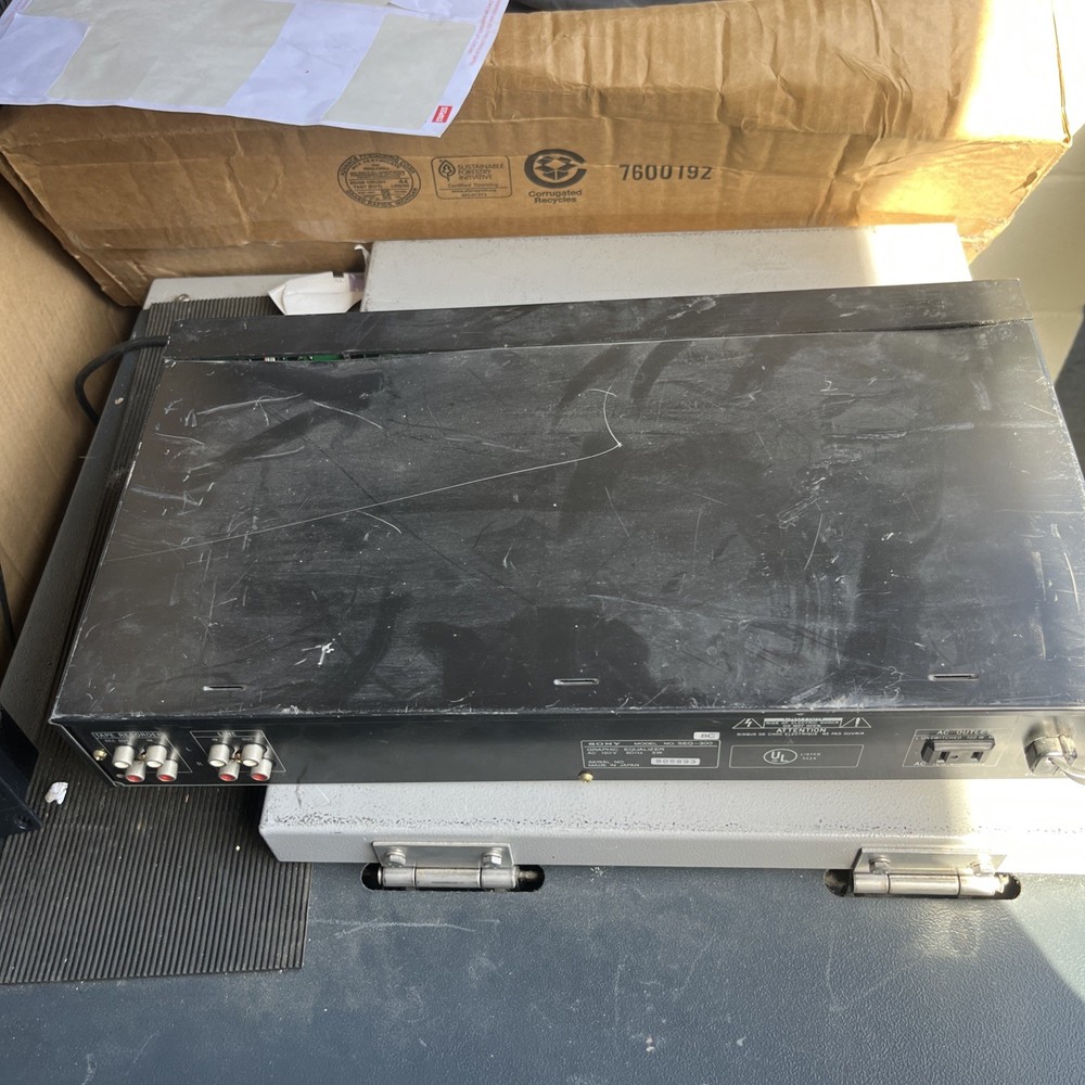 Sony 7-Band Graphic Equalizer w/ Spectrum Analyzer SEQ-300