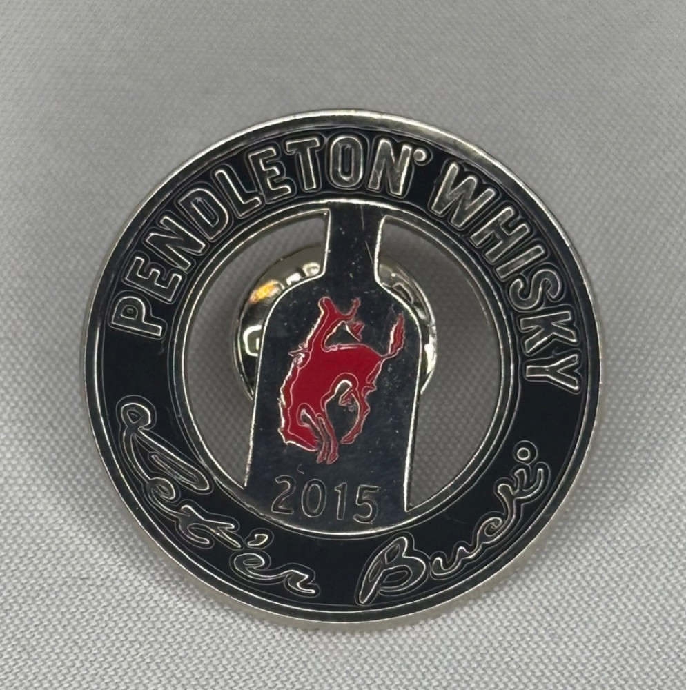 New Pendleton Whisky Pins Patch Lot Patch “Let’er Buck” 2014-2016