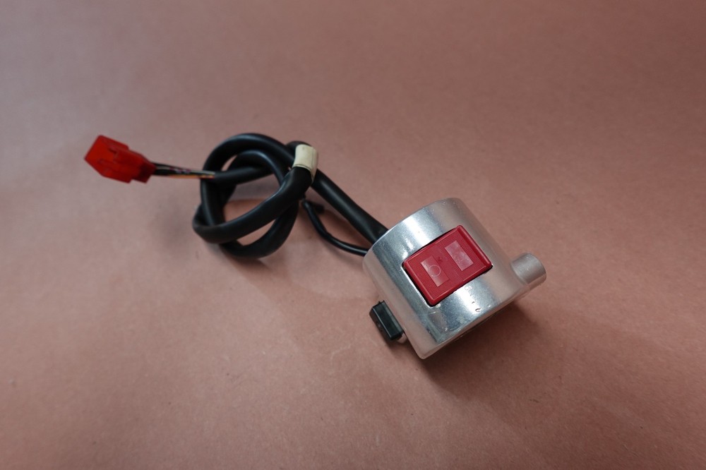 2003-2008 Honda VTX1300 Right Handlebar Stop Start Kill Switch