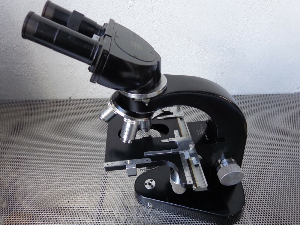 leitz wetzlar microscope 510229 with case 4x