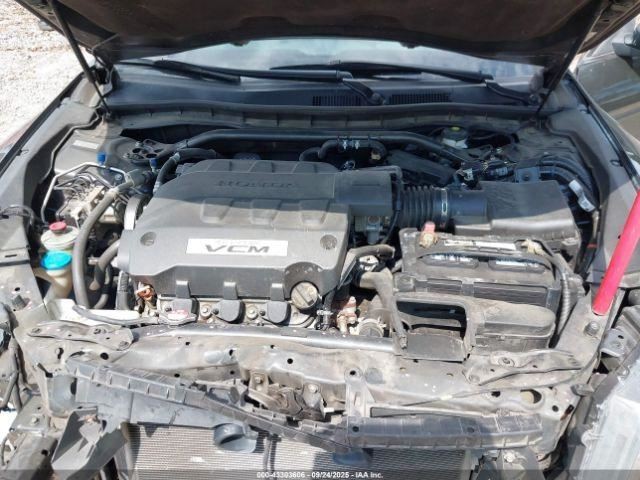 CROSSTOUR 2012 Glove Box 4876213