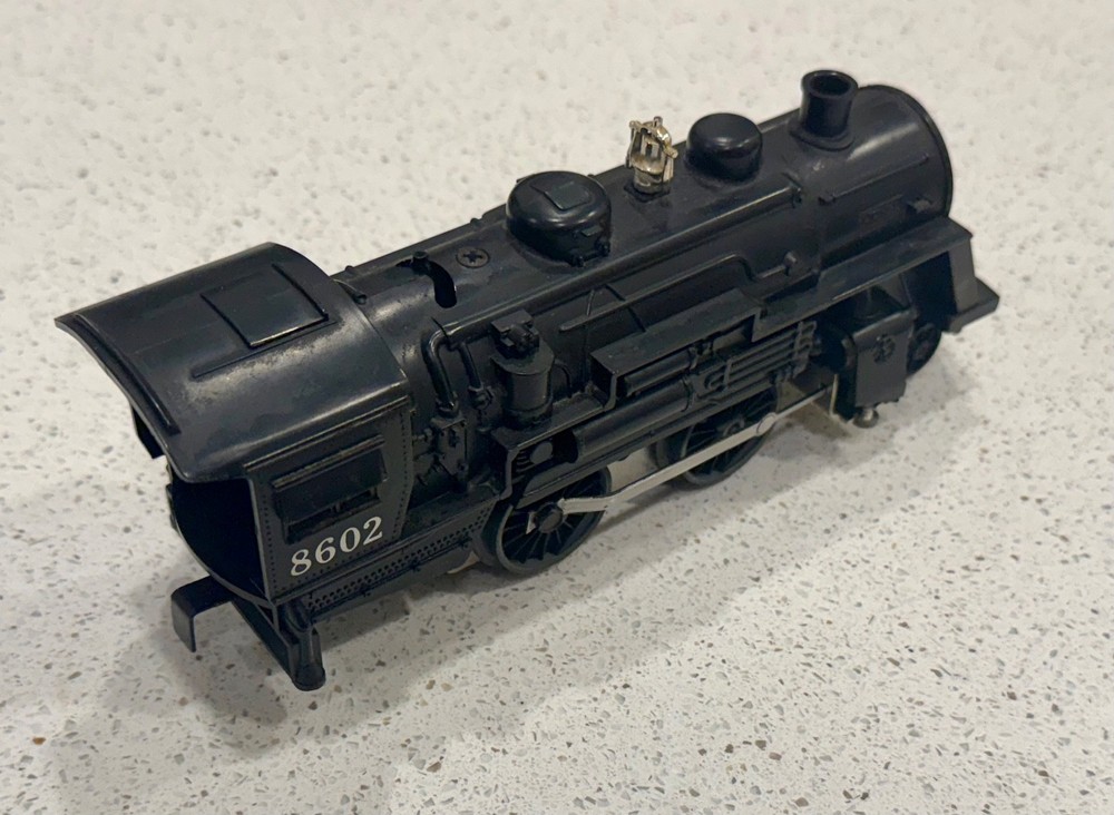 Lionel Black River Freight MPC Steam Train Set With Box - Used