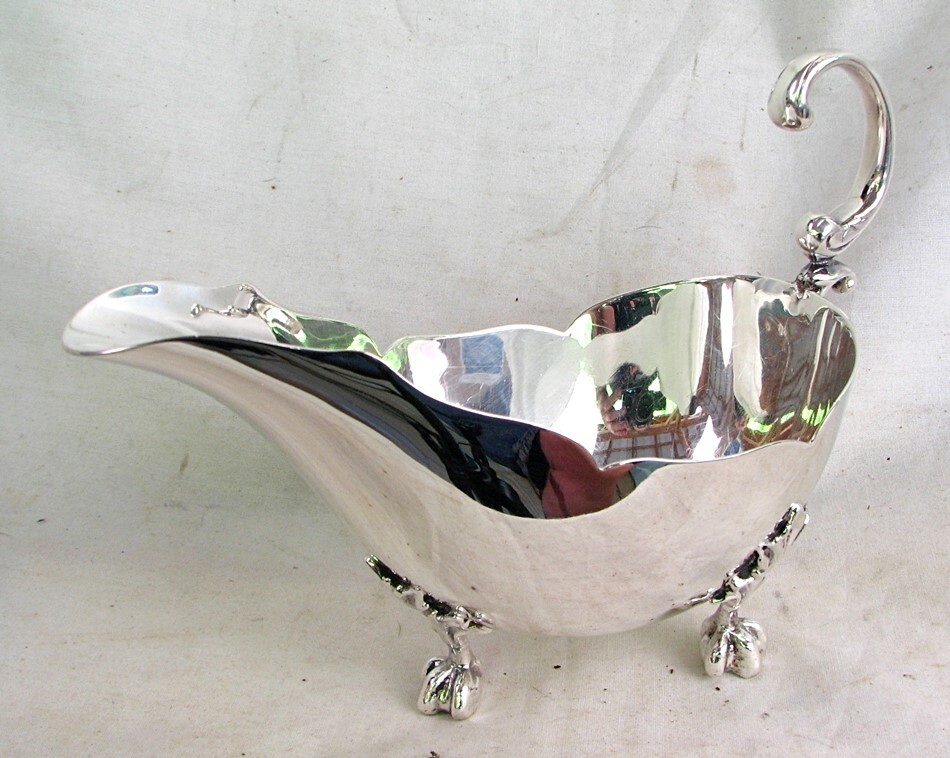 STERLING SILVER GRAVY BOAT CLAW FEET & SCROLL HANDLE c.1900