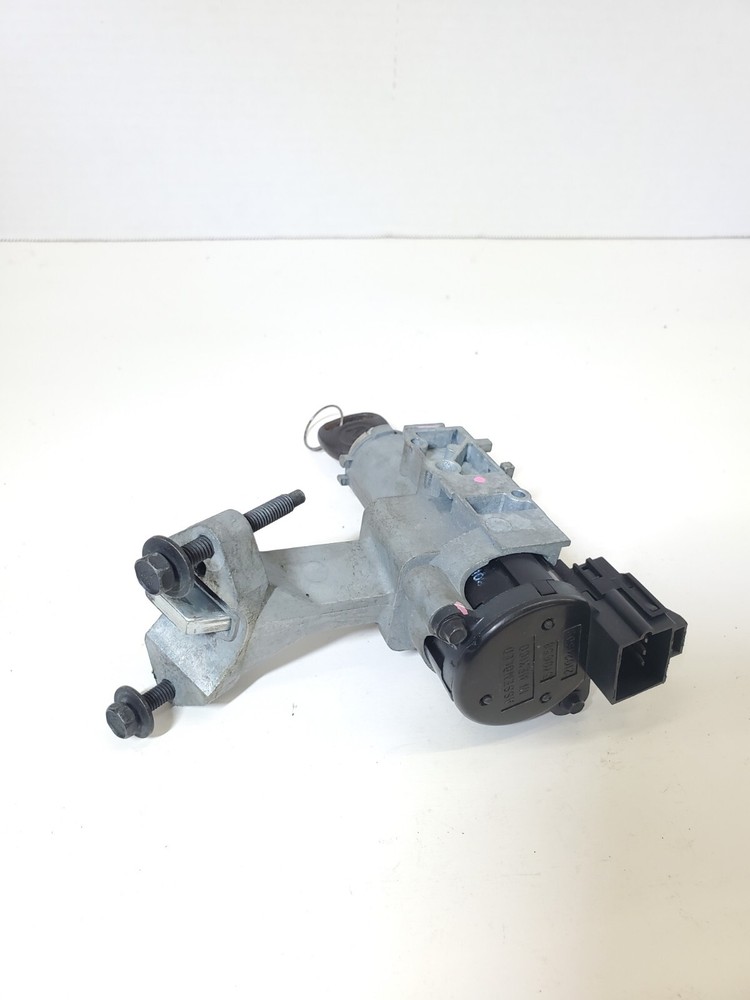 2002-2007 SATURN VUE IGNITION LOCK CYLINDER SWITCH ASSEMBLY WITH KEY ILA120