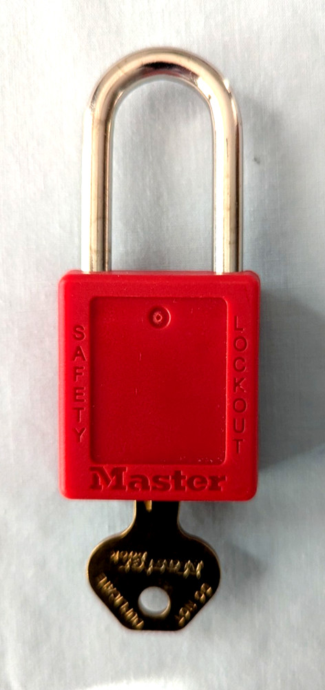 6 Master Lock 410 Lockout Padlocks (5) RED (1) BLUE Different Key Type NEW