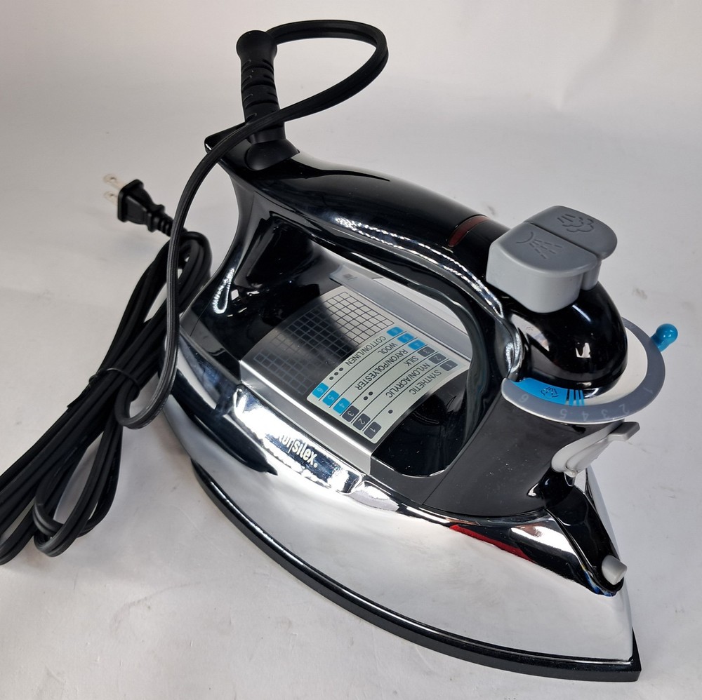 Proctor Silex Retro Iron 17075 NEW