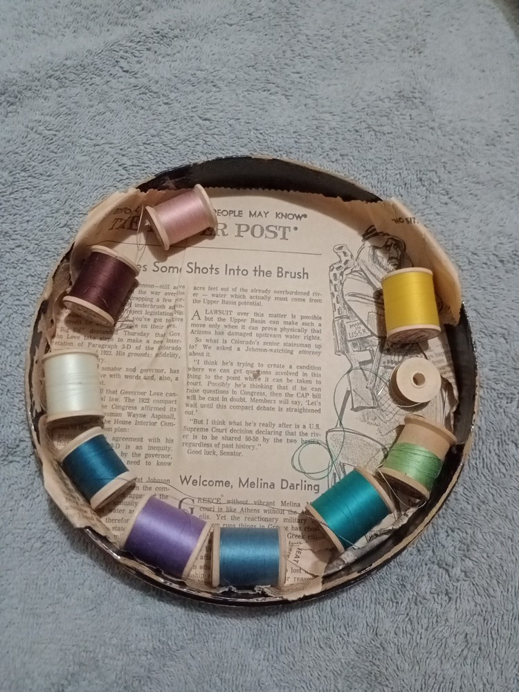 Vintage Black Lacquer Box With Vintage Sewing Thread