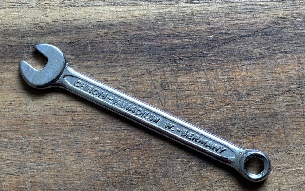 ELORA 202 - 5.5mm Metric Size - 6-point Combination Spanner.