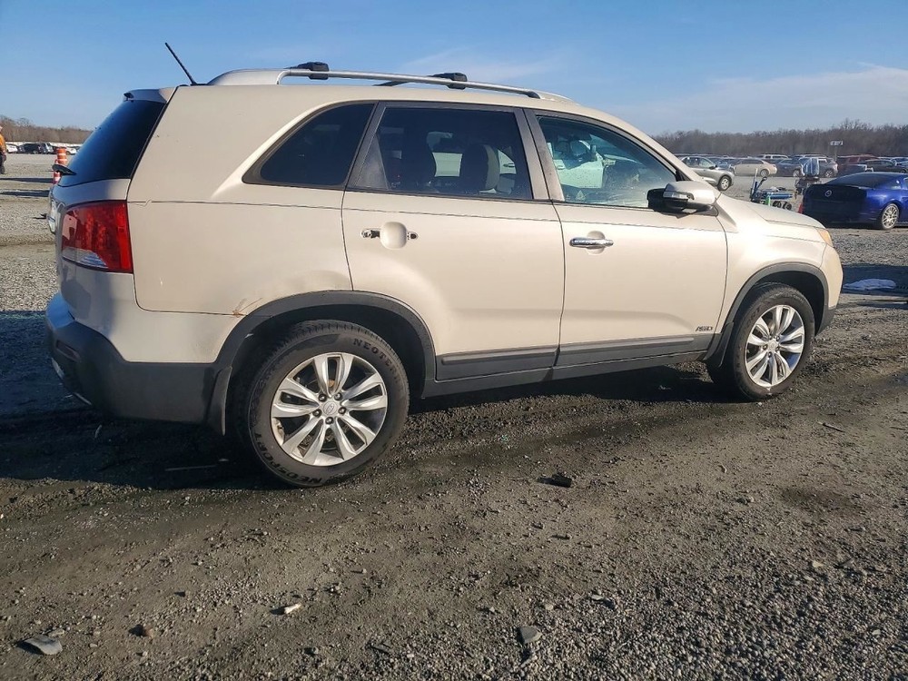 SORENTO 2011 Glove Box 5050733