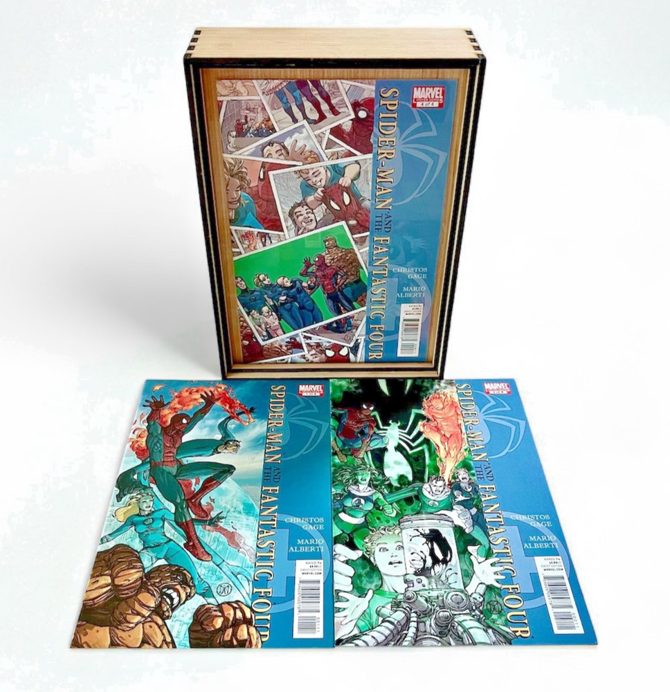 Comic Frame & Compact Storage + Complete Spider-Man/Fantastic Four Series