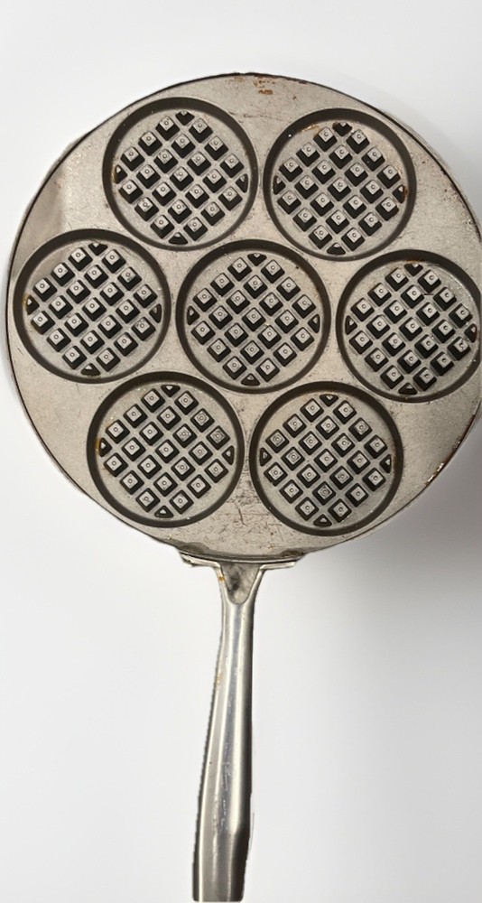 NORDIC WARE SILVER DOLLAR WAFFLE GRIDDLE PAN MAKES 7 MINI 3 INCH WAFFLES