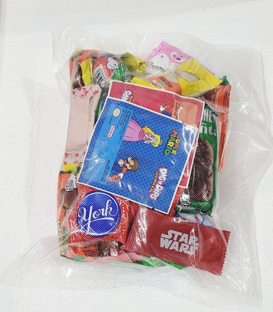 Fun Size Assorted Chocolate Bulk Mix Variety Pack - 2 Lb