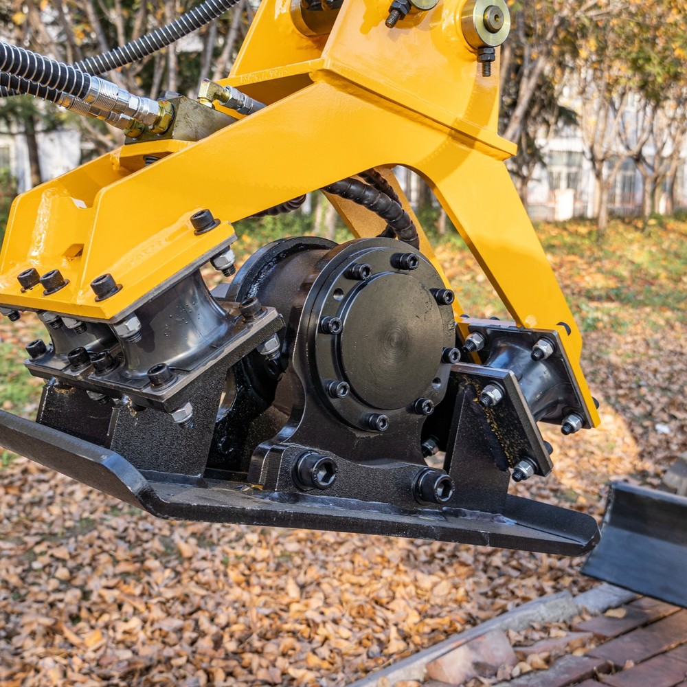 TYPHON Compatible Hydraulic Plate Compactor Attachment for Mini Excavators 1-2 T