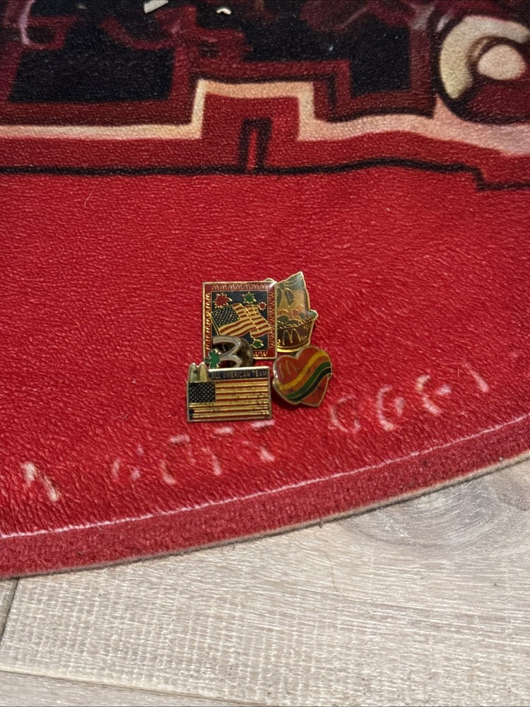 Mcdonalds  Vintage Pin Lot