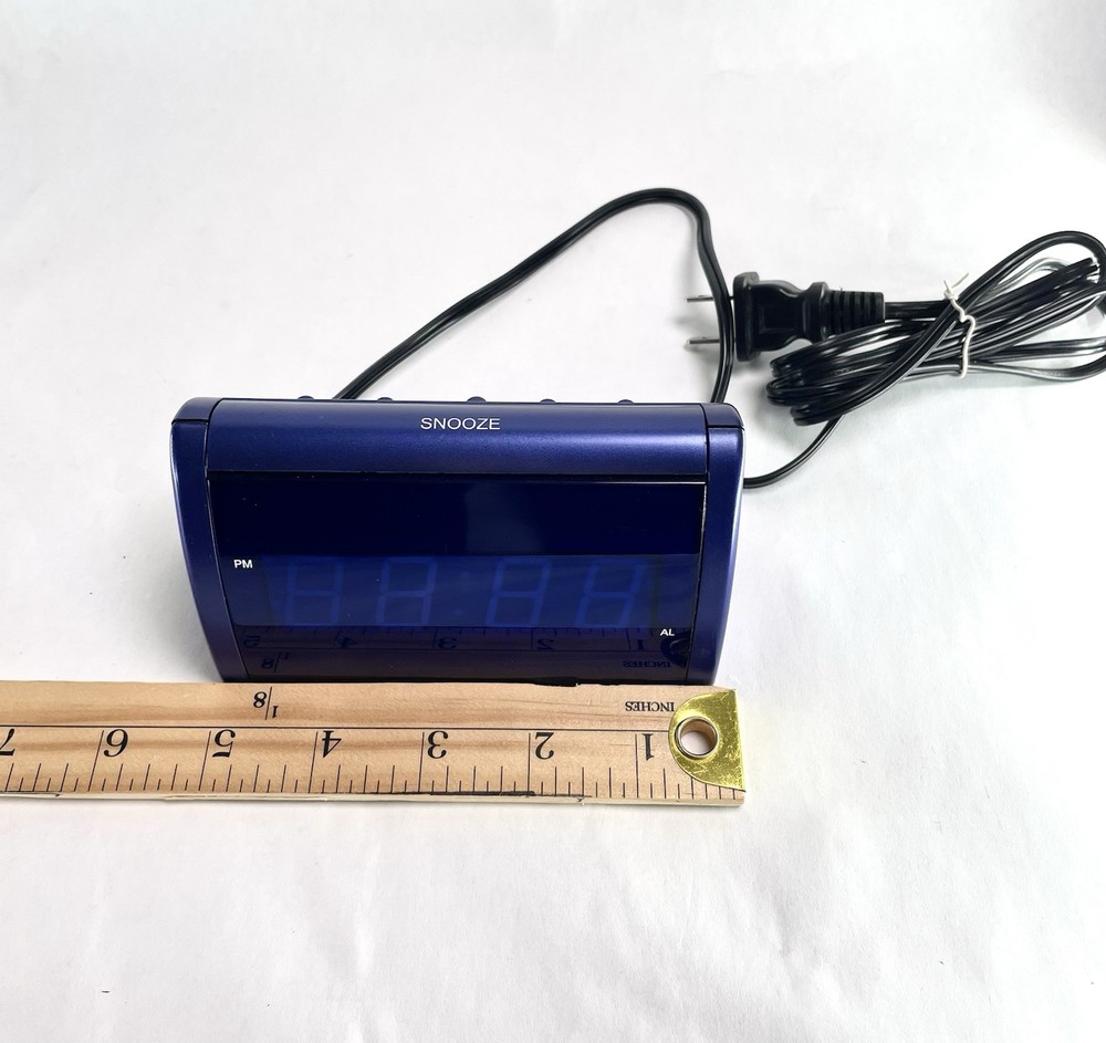 Alarm Clock Mainstay Blue Model E099 Tested
