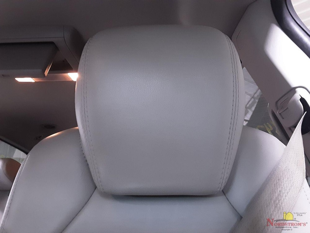 2015 Chevy Traverse Driver Front Headrest Only Gray Leather