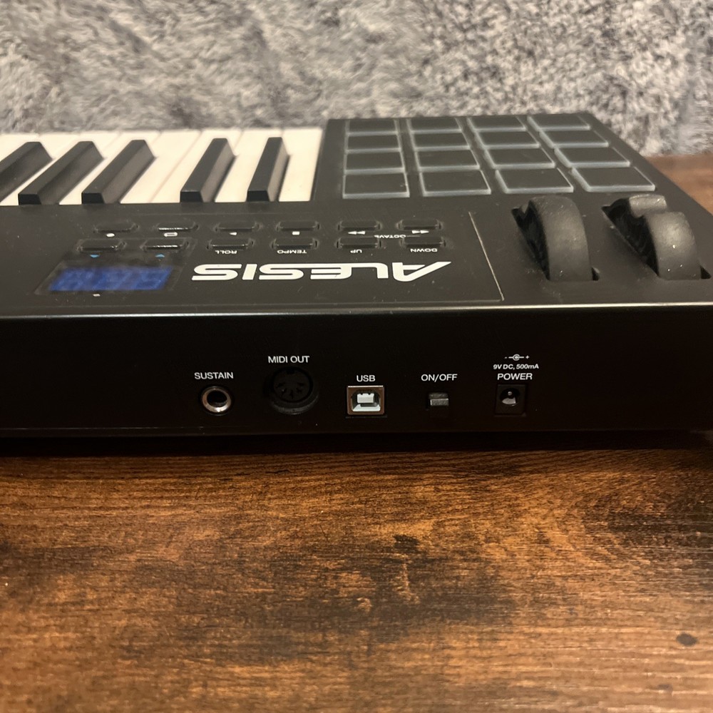VI25 Advanced 25-Key USB/MIDI Keyboard Controller with AC Adapter