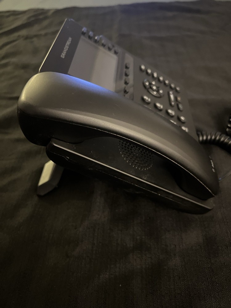 Grandstream GXP2170 High-End IP Phone. Black