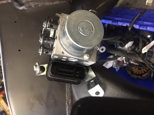 YAMAHA R6 2017 NEW MODEL ABS PUMP MODULATOR  BN64 ...