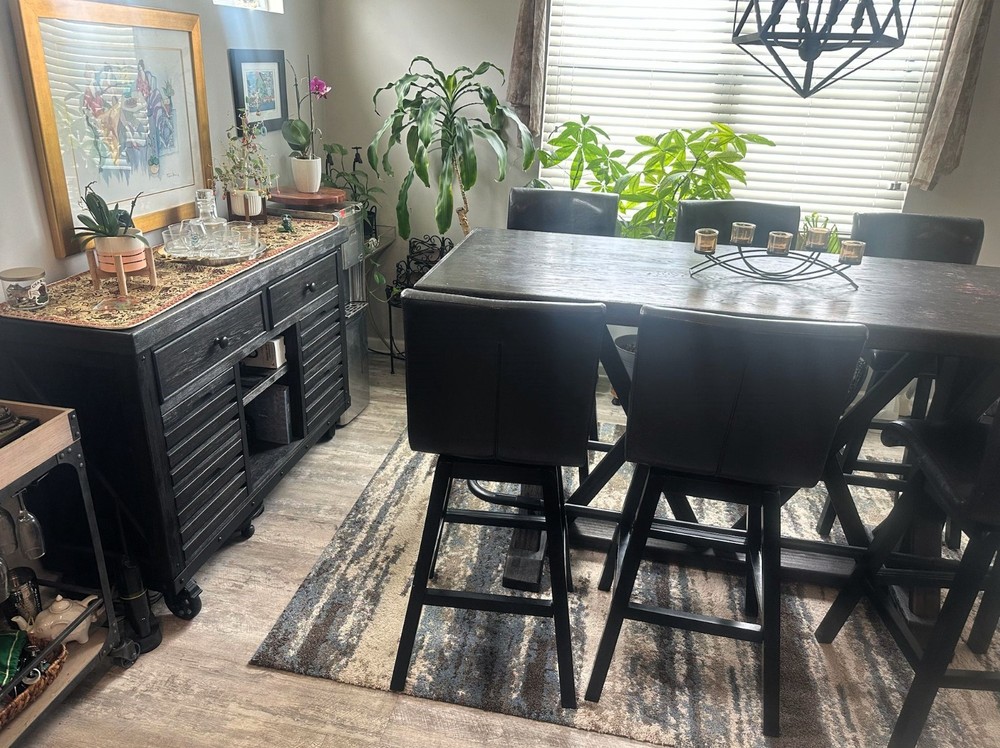Kitchen Dining Bar height table w 6 Chairs