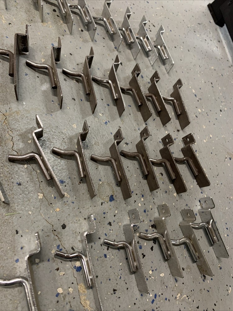 Slatwall Hook Bundle - 39 Pcs chrome / Brown slat hooks 1”