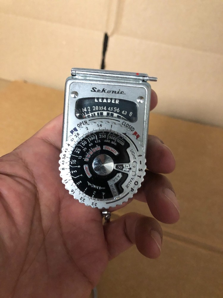 SEKONIC LIGHT METER MODEL L-VI